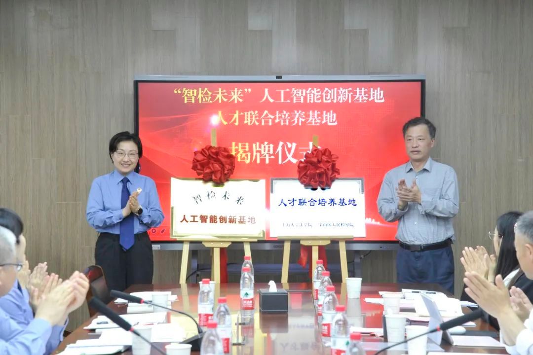 DC5BF520C739B03E6C0144B9A46_89F8FB36_18950