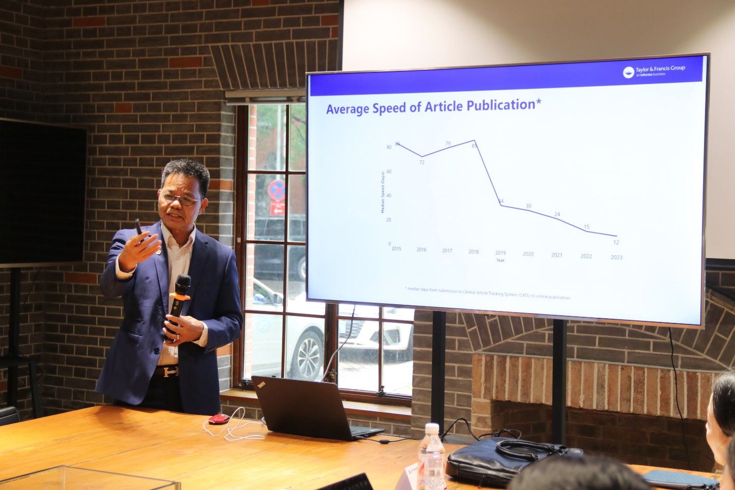 3A63880F7A6B115FE2EBE179207_1A8B9B0E_26222