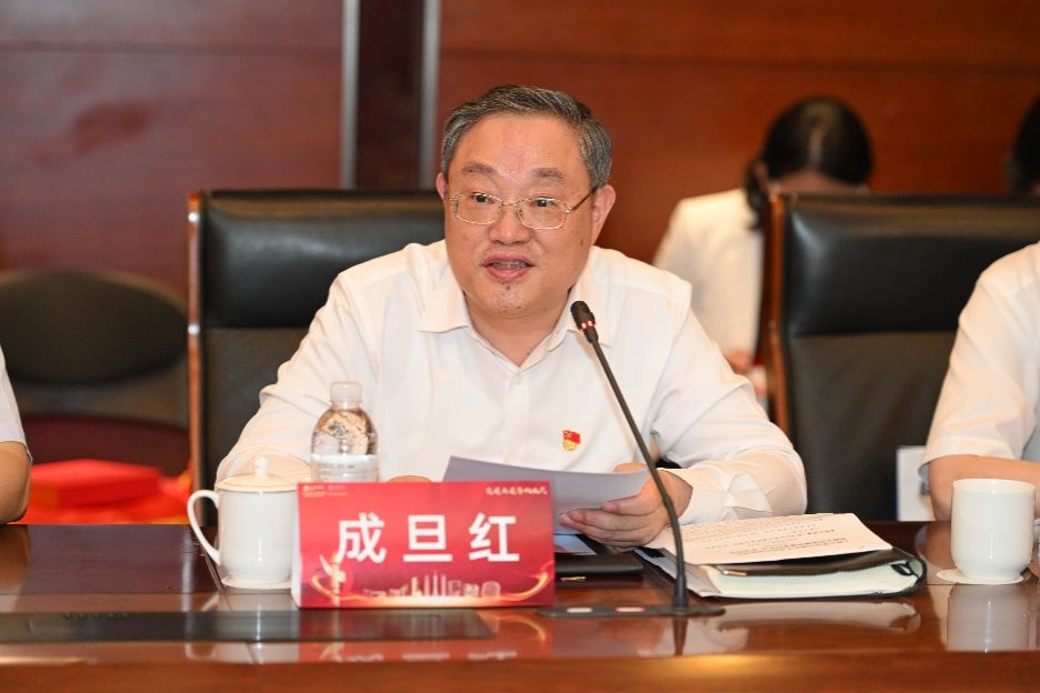 C33DA4364A1D544324C215A6822_88652412_FDF8