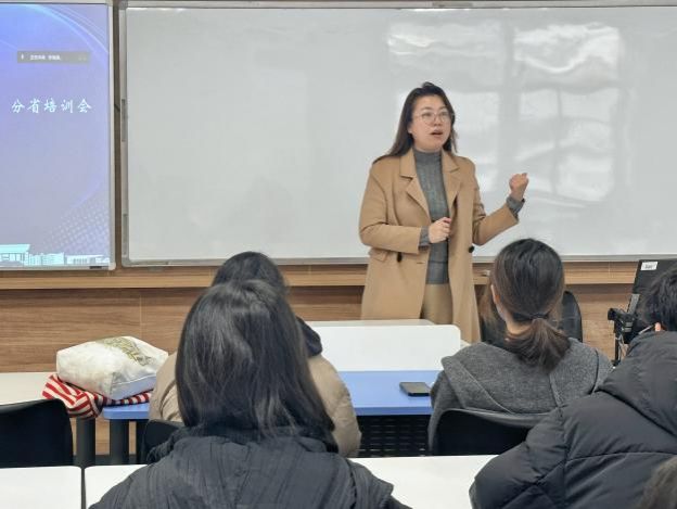 6484E4046F36A02FDEF5721CCA6_634D653C_9767